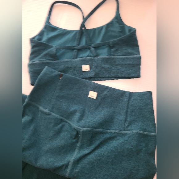 Vuori Pants - vuori set top and bottom size m